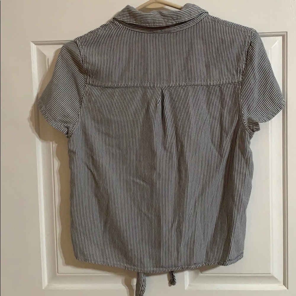 Junior size Aeropostale top - Picture 4 of 4
